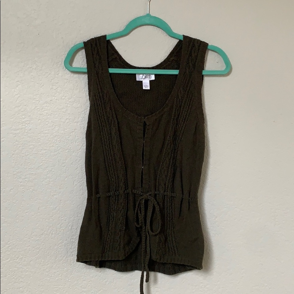 Knit sweater vest